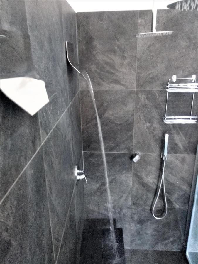 Symposion B&B Apart Napoli Bagian luar foto