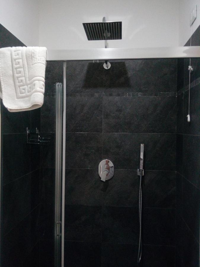 Symposion B&B Apart Napoli Bagian luar foto