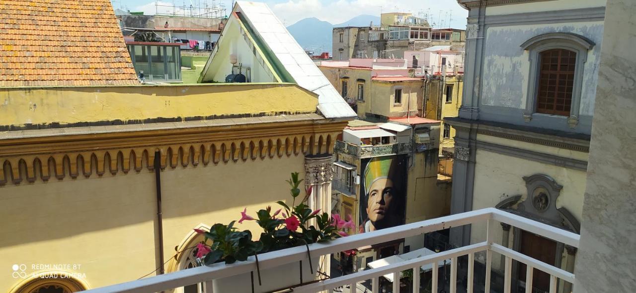 Symposion B&B Apart Napoli Bagian luar foto