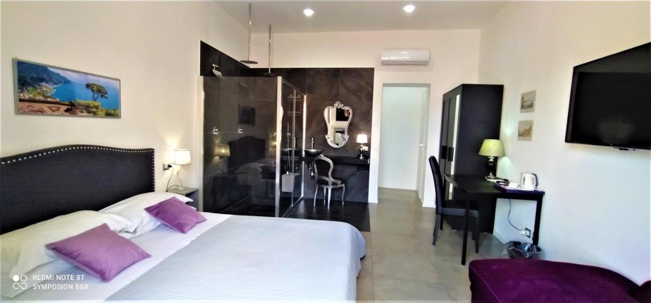 Symposion B&B Apart Napoli Bagian luar foto