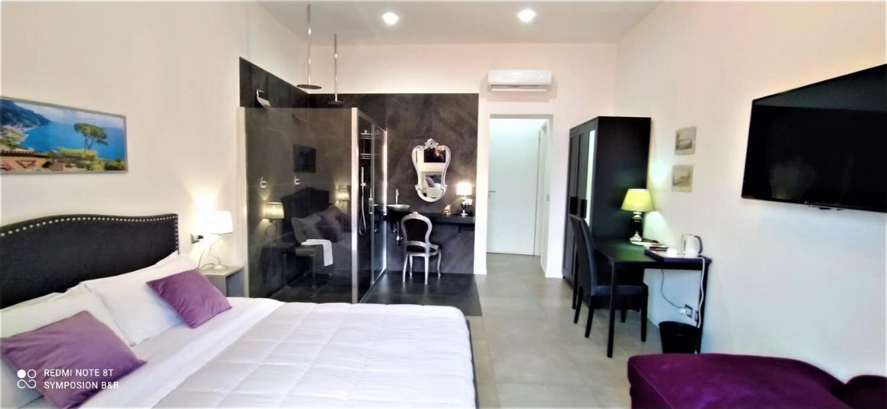 Symposion B&B Apart Napoli Bagian luar foto
