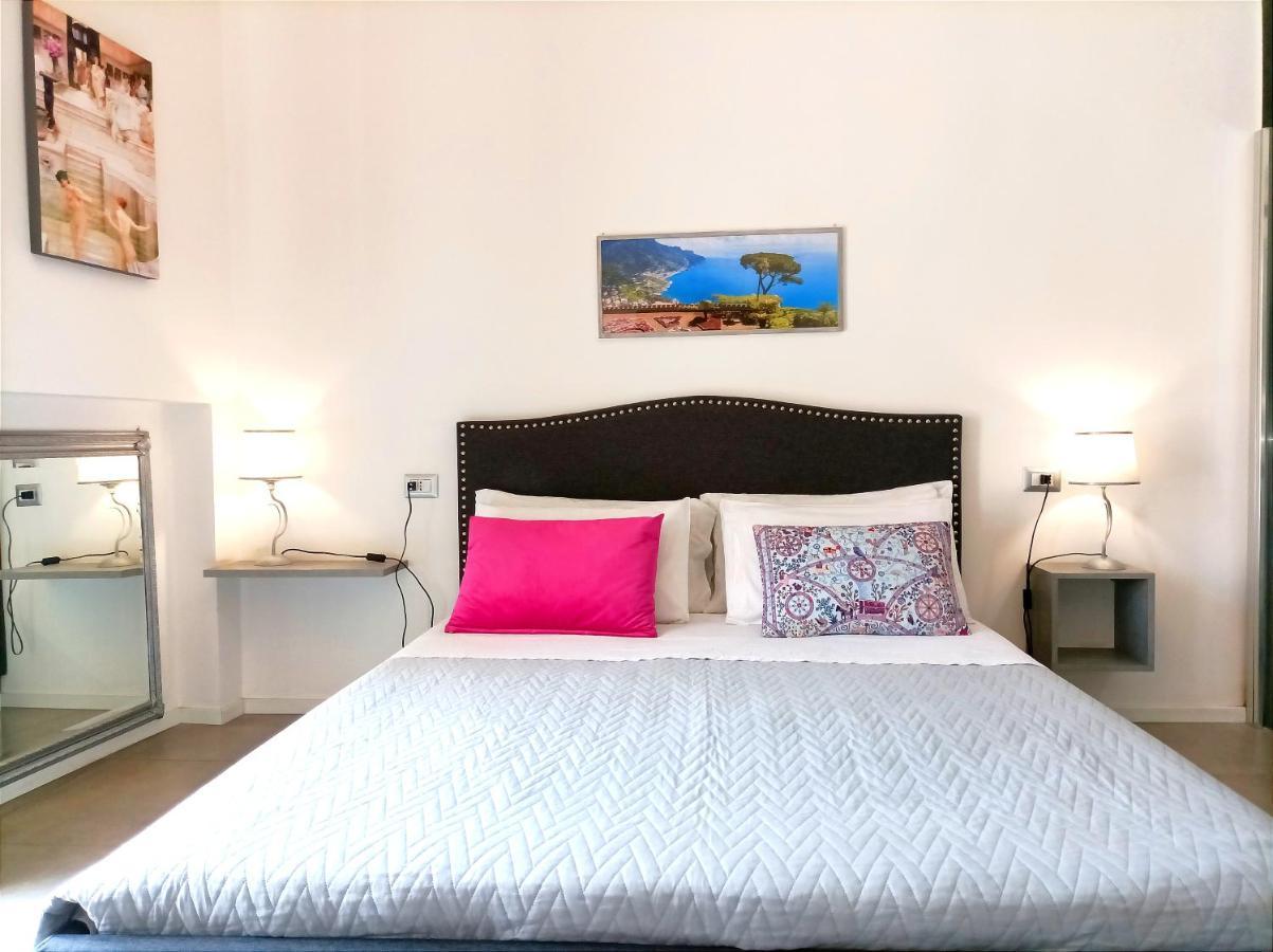 Symposion B&B Apart Napoli Bagian luar foto
