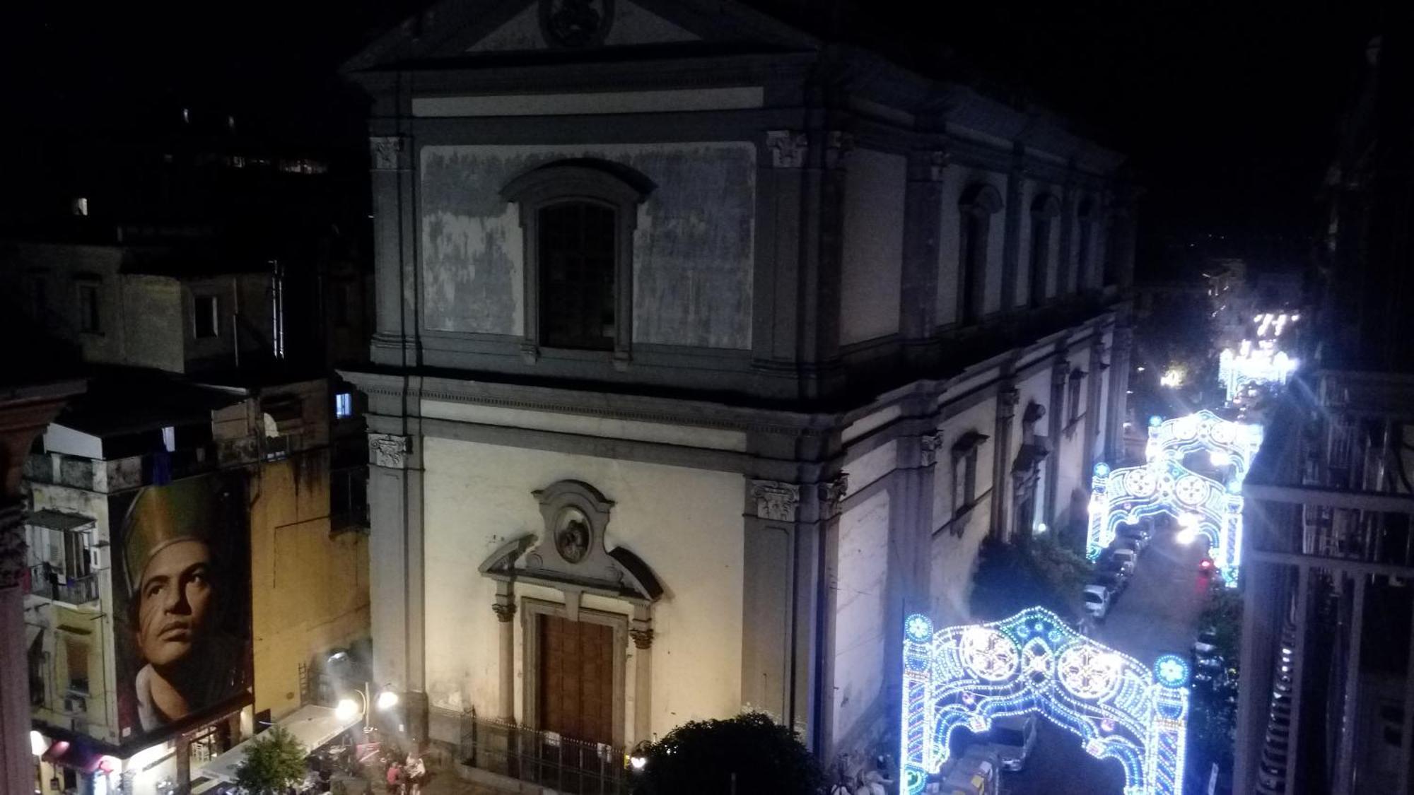 Symposion B&B Apart Napoli Bagian luar foto